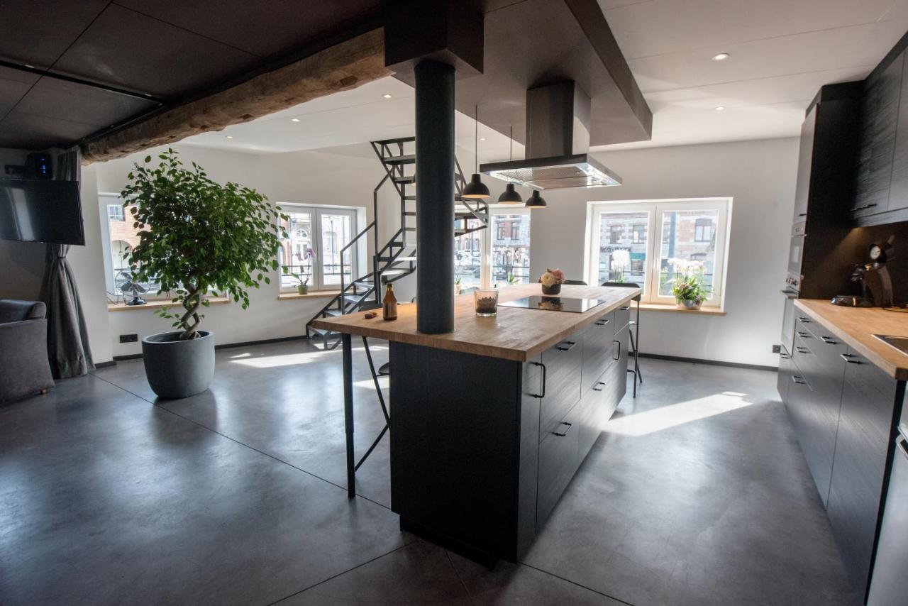Froissart Loft Lägenhet Chimay Exteriör bild