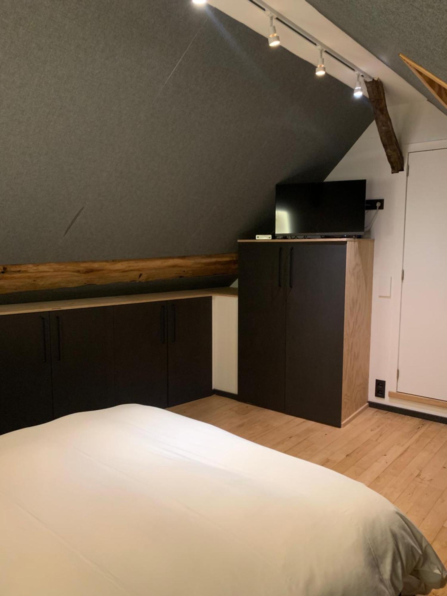 Froissart Loft Lägenhet Chimay Exteriör bild
